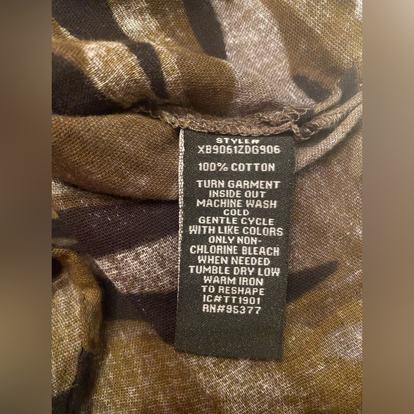 SANCTUARY Camo Print Tie-Front Short Sleeve Blouse Size Medium - Picture 8 of 9